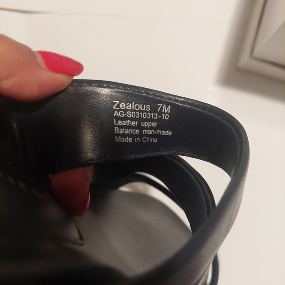 Hush Puppies Navy Blue sandal - Picture 10 of 10